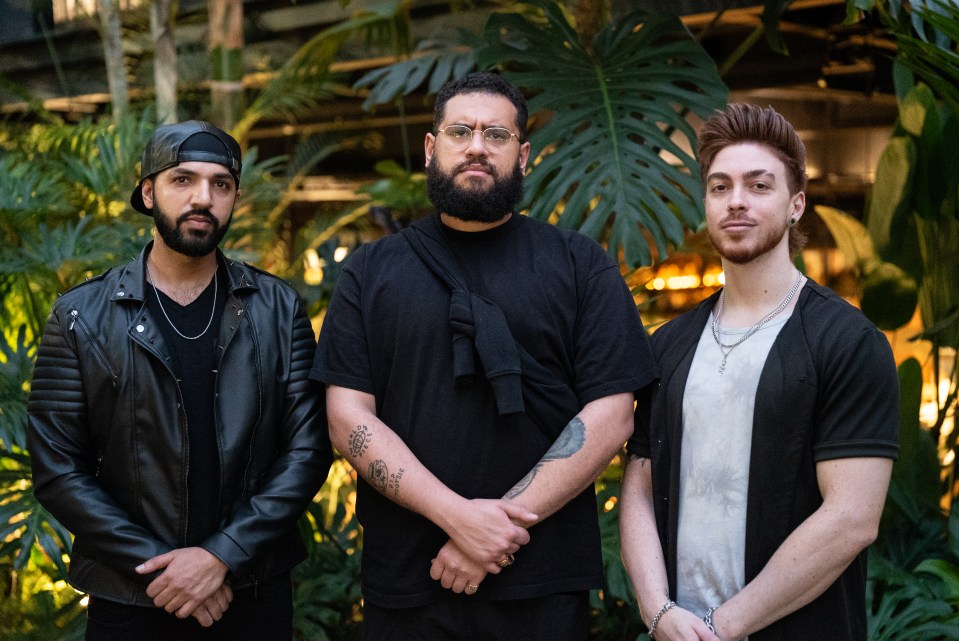 Jamali Maddix meets Sam Speaks, who serves as a dating coach for Passport Bros