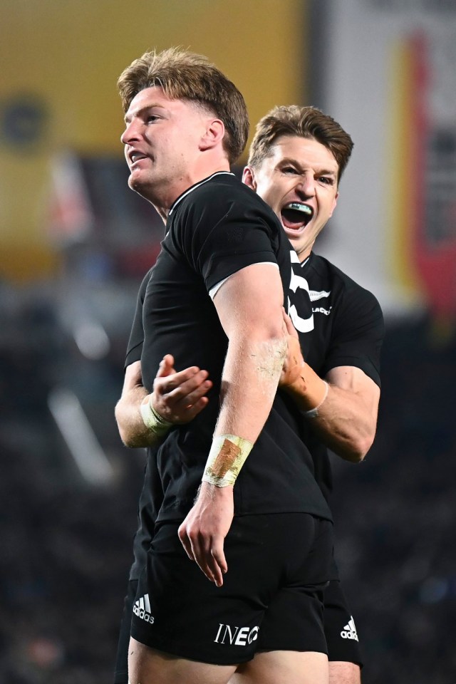 AUCKLAND, NEW ZEALAND - JULY 02: Jordie Barrett of New Zealand celebrates with brother Beauden Barrett after scoring a try during the International test Match in the series between the New Zealand All Blacks and Ireland at Eden Park on July 02, 2022 in Auckland, New Zealand. (Photo by Hannah Peters/Getty Images)