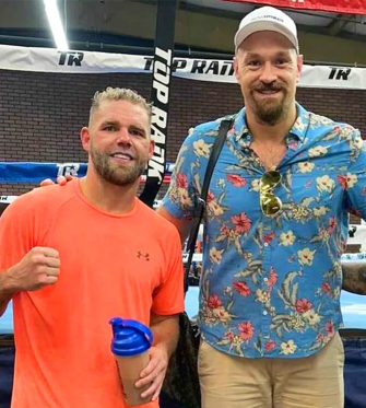 Billy Joe Saunders reckons Fury can do a number on Usyk second time around