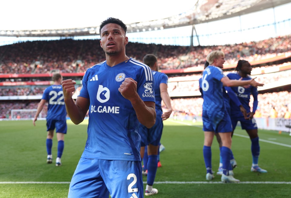 a soccer player with the number 2 on his jersey