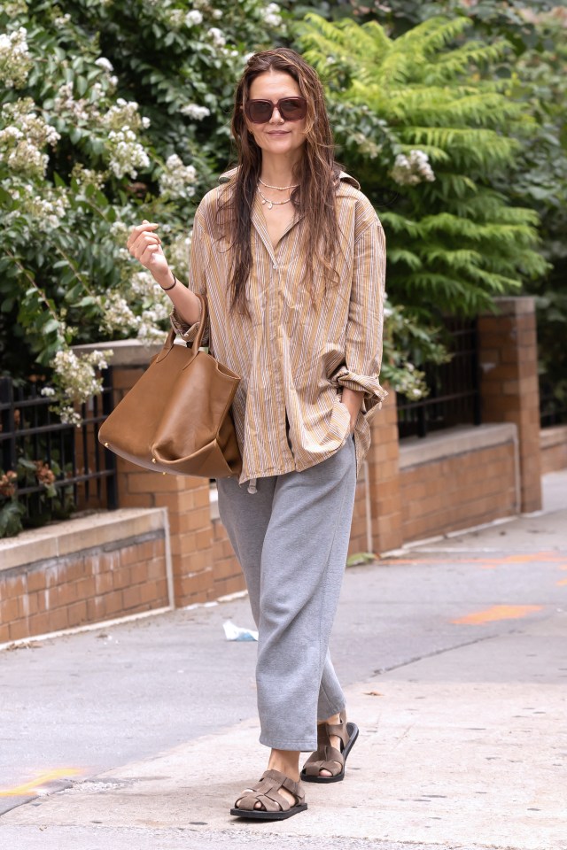 Katie Holmes also stepped out in jogging bottoms and unbrushed hair in the city