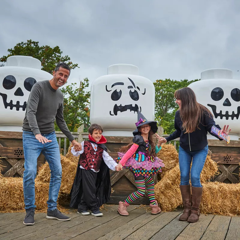 Theme Parks in the UK are gearing up for Halloween