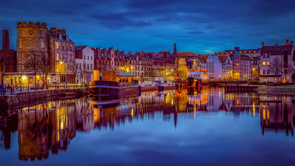 The Shore area of Leith, Edinburgh illuminates in a picture-perfect setting