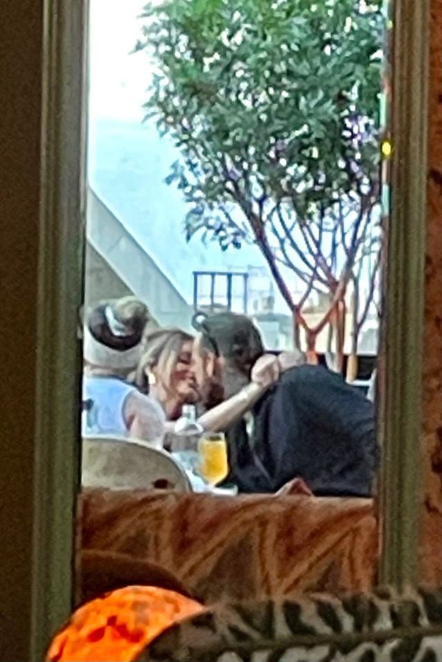 Maura and Pete were spotted in a cosy embrace in August