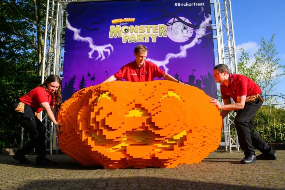 The theme park has a lot of unique Halloween attractions