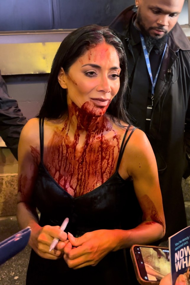 Nicole Scherzinger put on a bloody good show as she greeted fans