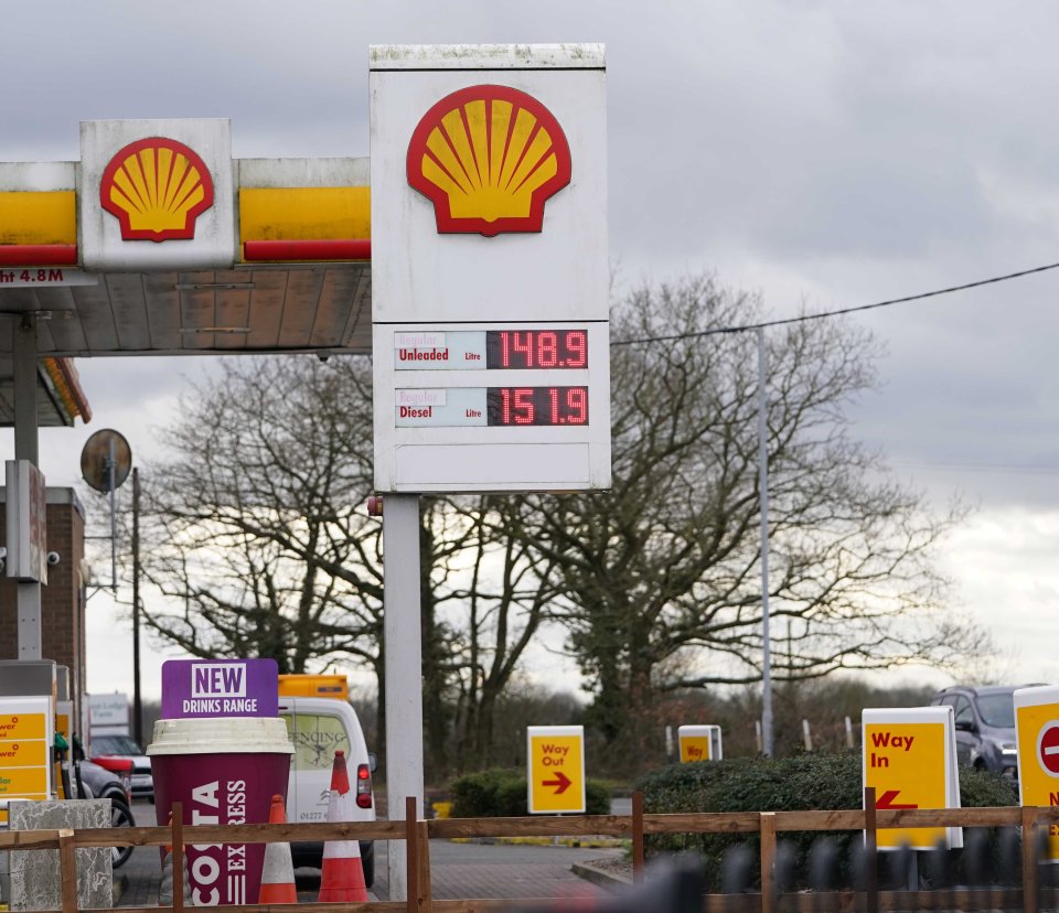 Petrol prices are set to hit their lowest levels since 2021 according to the RAC