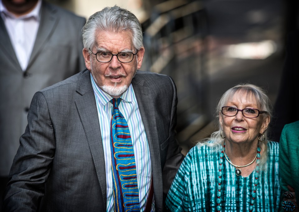 Rolf Harris arrives at Southwark crown court with his wife Alwen in 2014