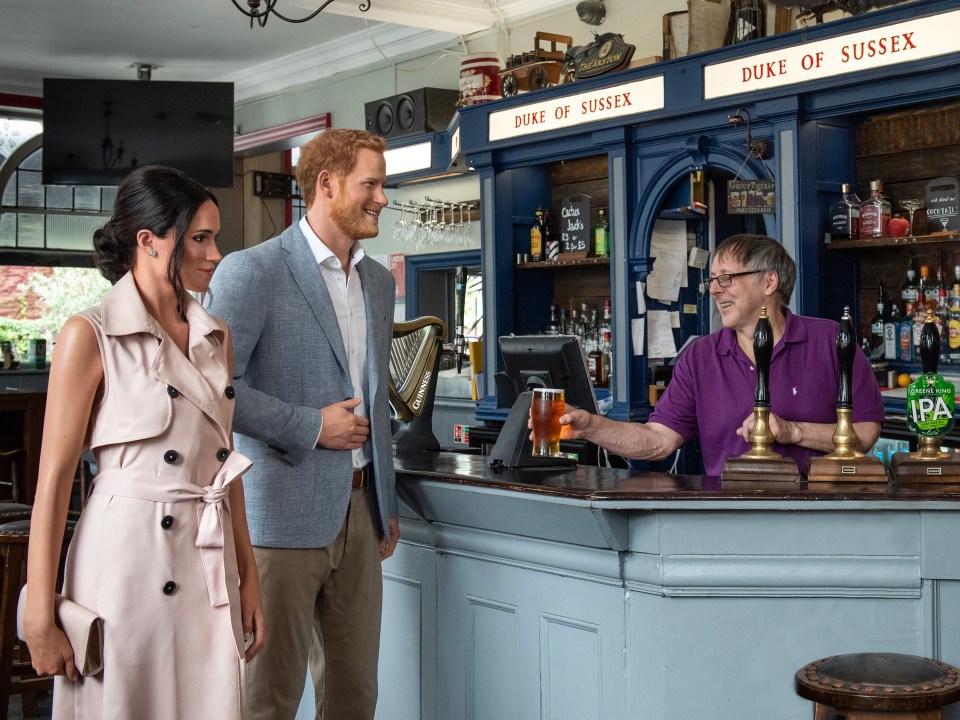 Prince Harry and Meghan's Madame Tussauds figures popped in to a pub for a pint