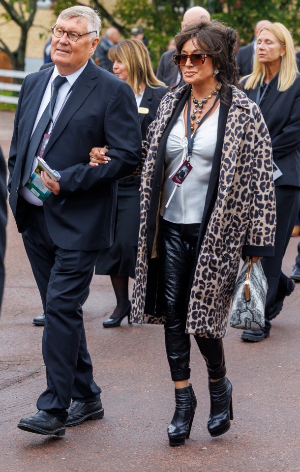 Nancy Dell'Olio, whose ten-year relationship with Sven ended in 2007, at the funeral