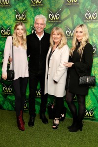  Phillip and Stephanie Lowe with their two daughters — Molly (L) and Ruby (R)