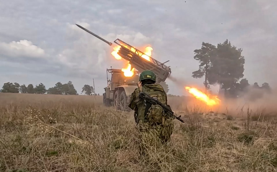 Russian troops are making slow progress in the east of Ukraine