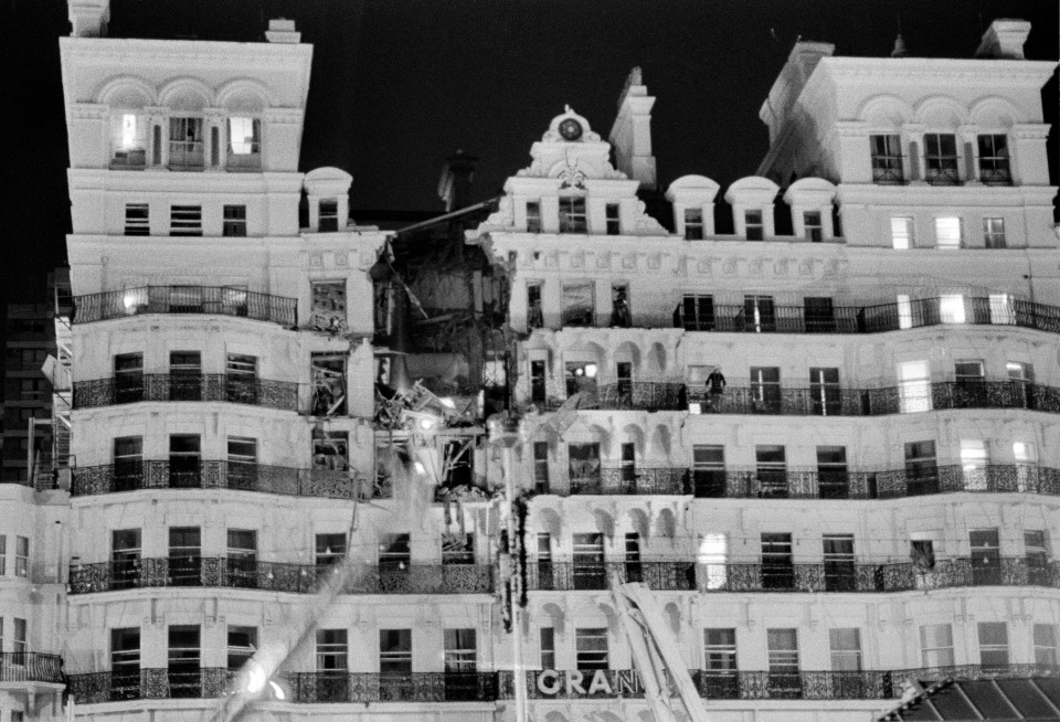 a black and white photo of a building with the word craig on it