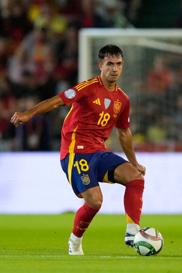 Xavi reportedly 'loves' defensive midfielder Martin Zubimendi