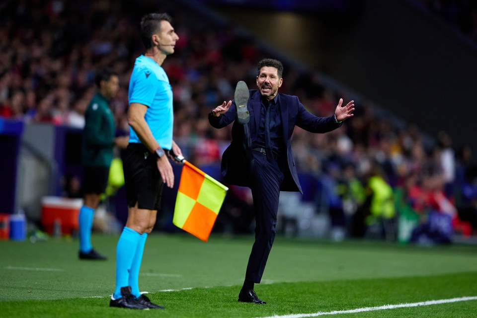 Diego Simeone received a yellow card for his protests