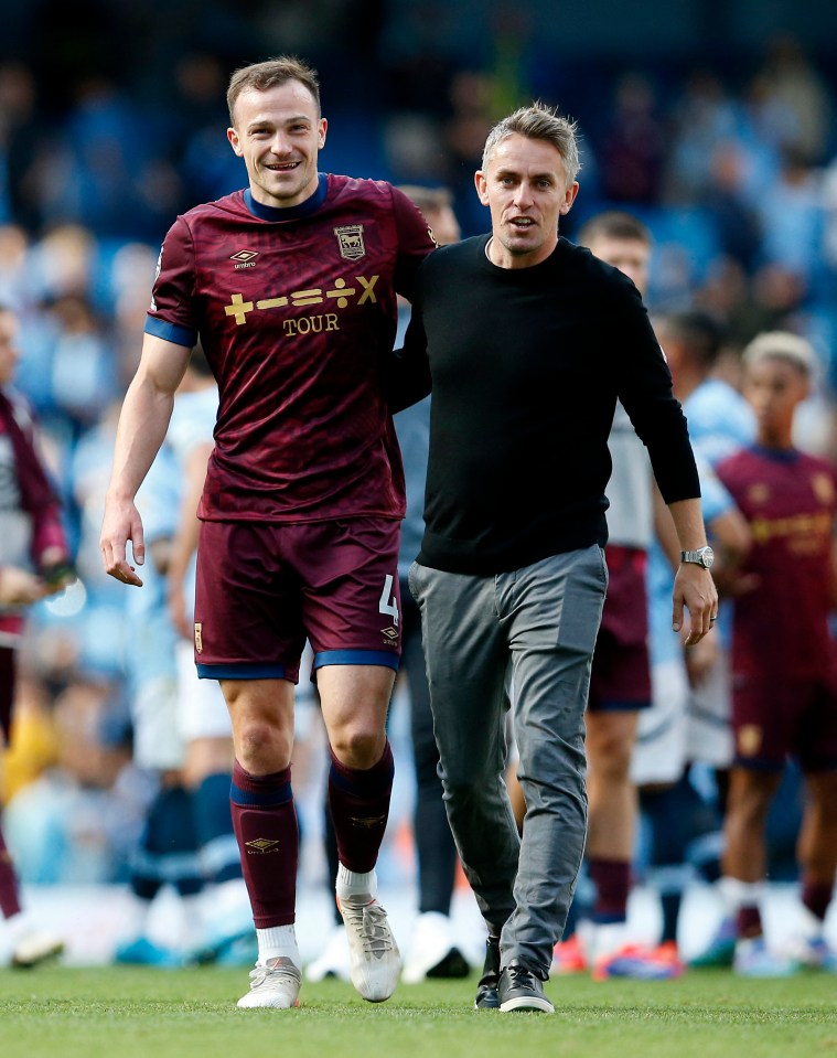 Kieran McKenna gave George Edmundson his Premier League debut away to Man City