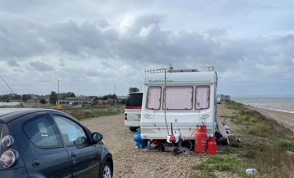 a caravan with the word express on it