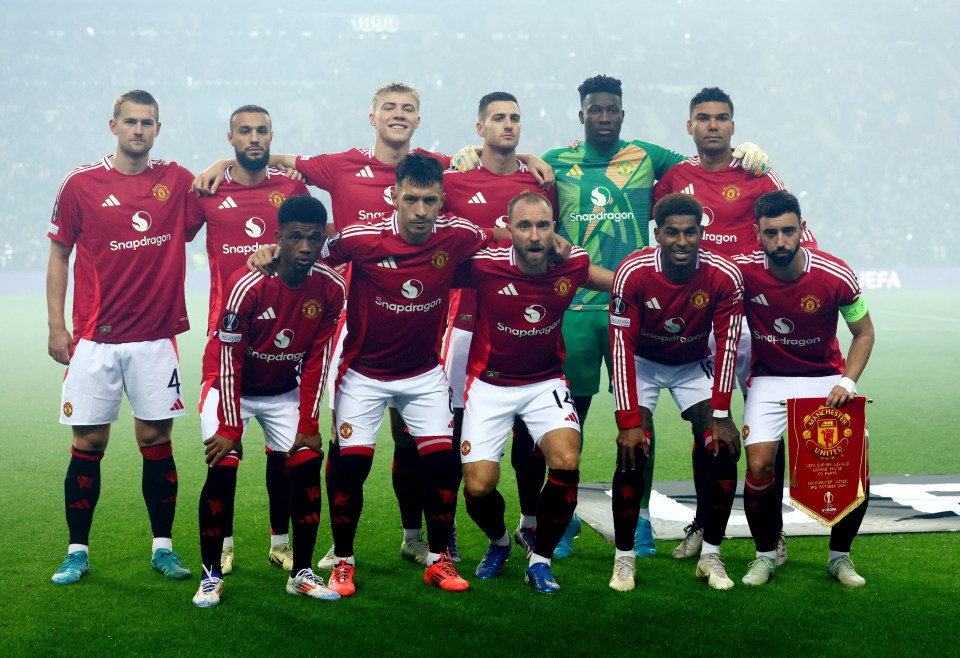 Owen Hargreaves reckons a Manchester United star needs to be dropped from the starting XI