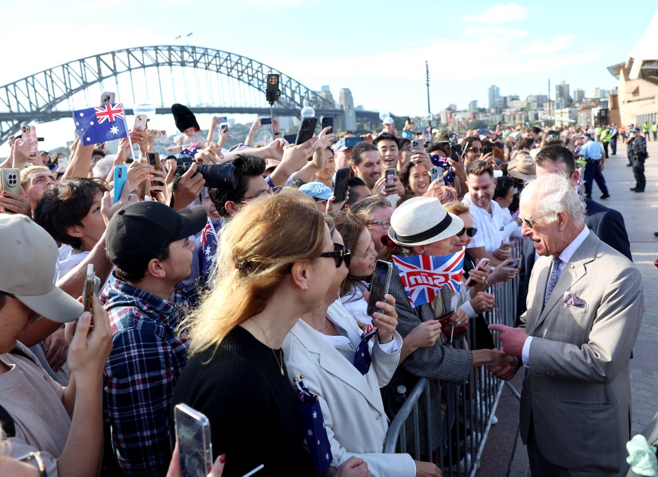 The King meets the Australian public in Sydney