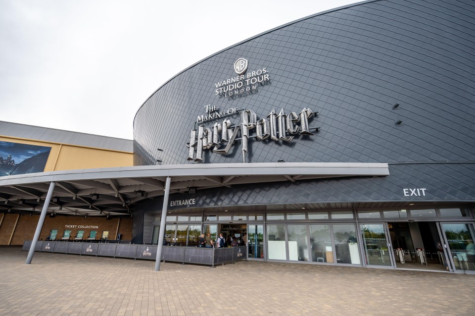 the entrance to the warner bros studio tour in london