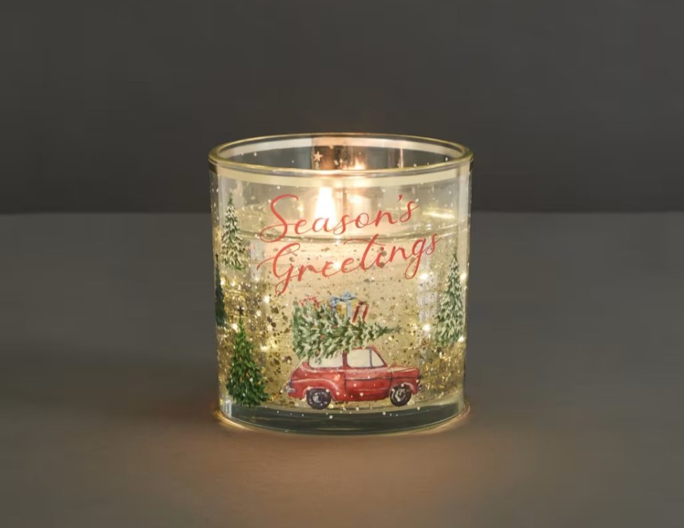 The Driving Home For Christmas candle smells of winter apple and spice