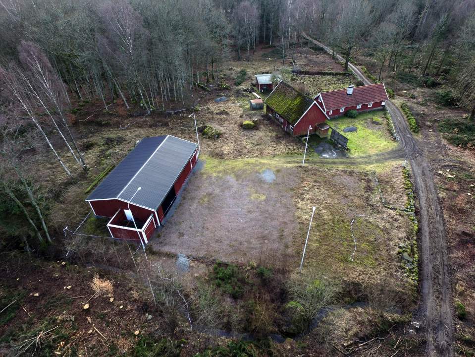 This aerial photo shows Martin Trenneborg's house where he built a soundproof bunker to hold Isabel captive