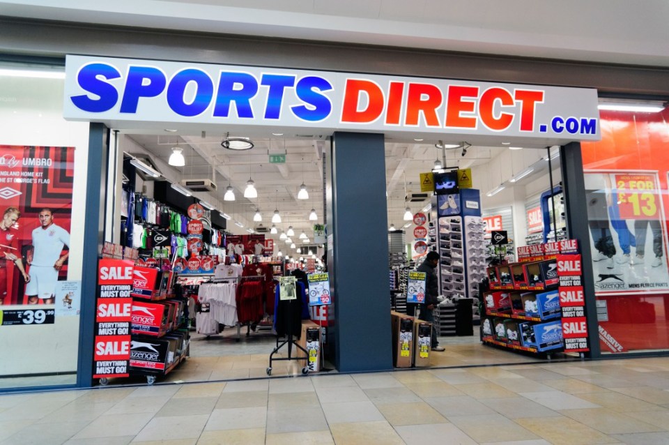 CF8AMH Sports Direct store, Birmingham, UK.