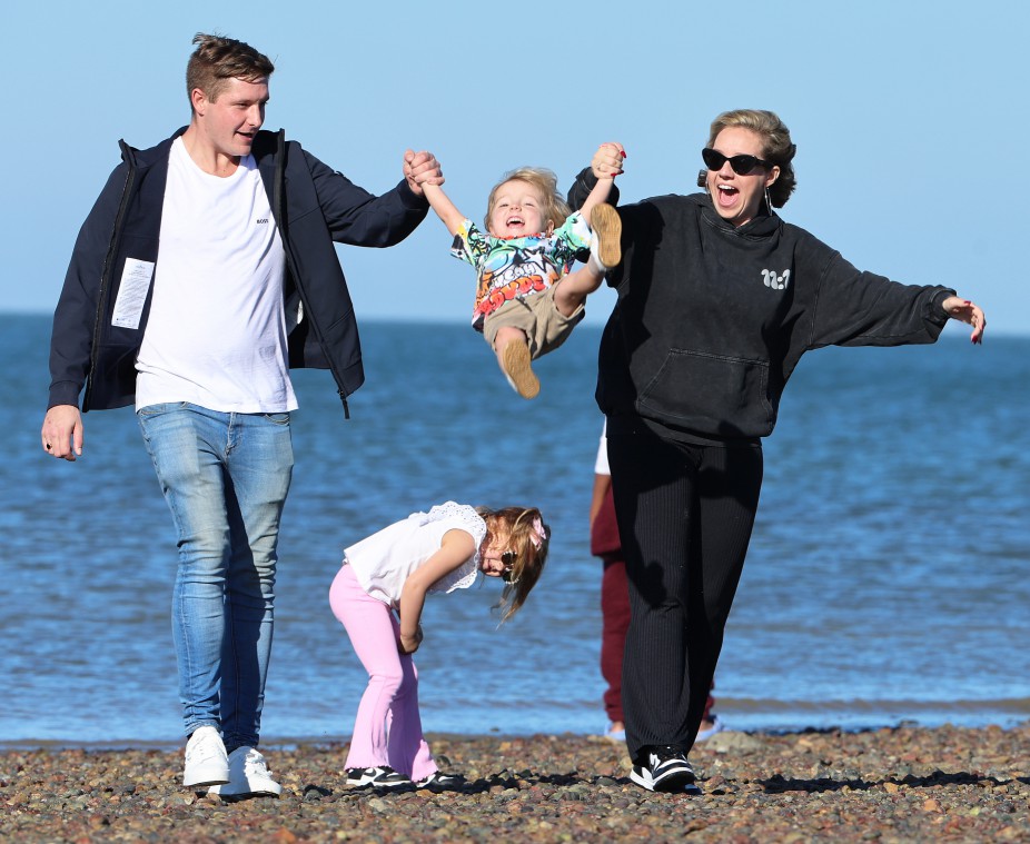 24 October 2024 - EXCLUSIVE...Kelsey Parker looked loved-up with her new man Will Lindsay, after she confirmed she had found romance again following the death of his husband Tom Parker. Kelsey is pictured in Whitstable Kent on a family holiday with Will and her 2 children . ..She recently introduced Will to the children and told the MailOnline this week at the Pride of Britain Awards: 'I definitely think his very special and I do feel like Tom had a little sprinkle of magic in me meeting him'...When asked why she said: 'I dont know, its just everything about him. His so lovely, caring and kind. He sadly lost his dad when he was 21, so he understands the grief and what my kids are going through, so he can really be there. He is also a massive pillar of strength for me'...Credit: CLICK NEWS AND MEDIA Ref: Dandef.**Exclusive to CLICK NEWS AND MEDIA**.CLICK NEWS AND MEDIA - PICTURES@CLICKNEWSANDMEDIA.COM - 07774 321240 -