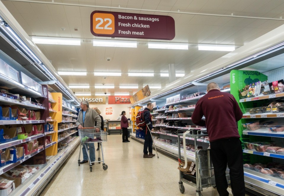 Sainsbury's have issued a 'do not eat' warning after removing popular crisps off of store shelves due to a detrimental labelling mistake