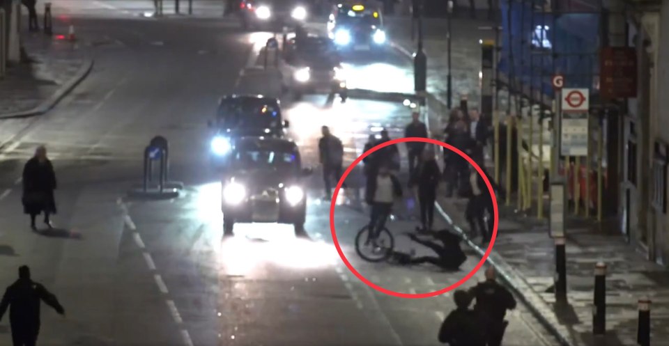 The thief was heading towards St Paul's Churchyard on an electric bike when he took a tumble