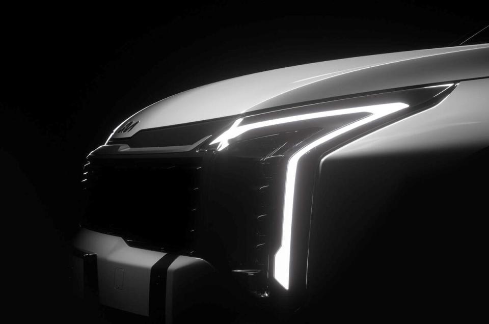 It is set to receive trendy new headlights, according to the pictures