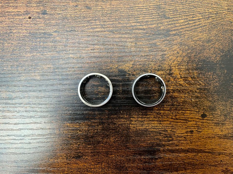 At 2.6mm, the Samsung Ring is noticeably slimmer than the Oura Ring