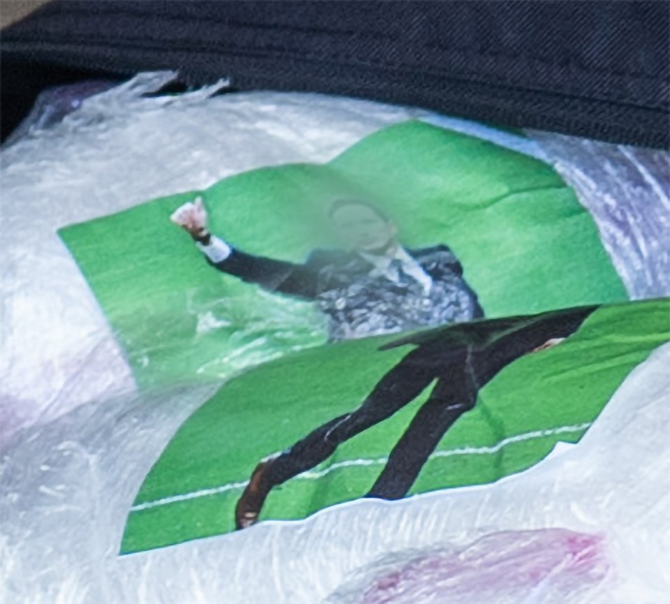 The labels showed him in a suit and tie with his hand raised to salute Chelsea fans on his farewell lap of honour at Stamford Bridge in 2017