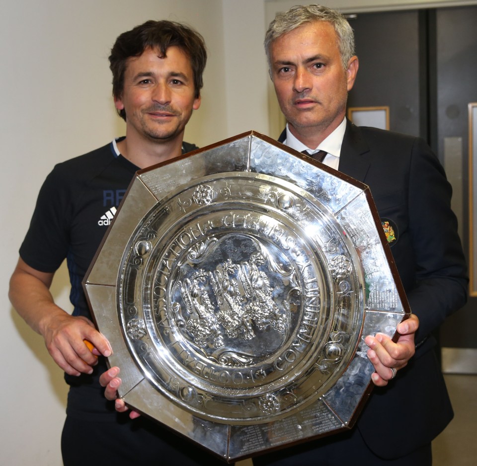 Mourinho with the Community Shield in 2016