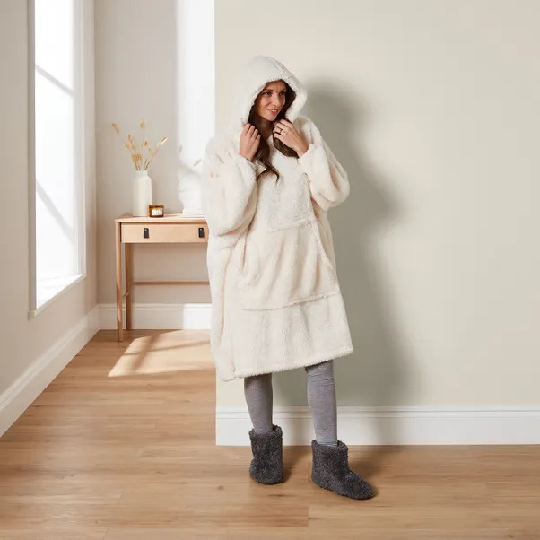 It’s warm, soft and cosy and is crafted from recycled polyester