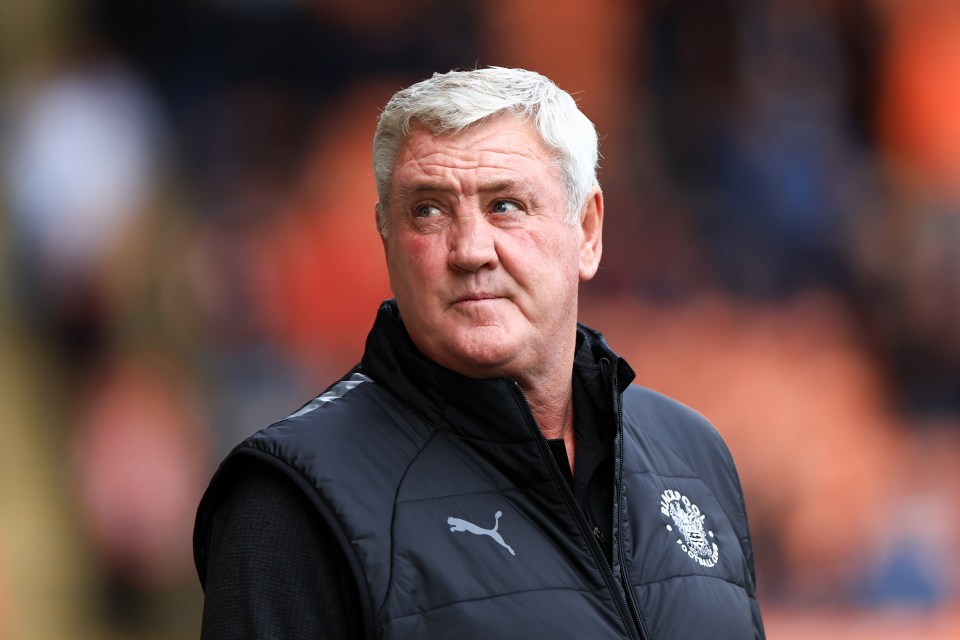 Blackpool’s Manager Steve Bruce has issued a statement after the death of his grandson