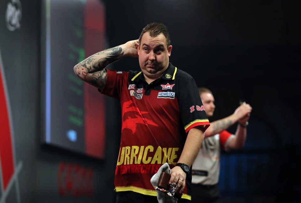 But De Decker and Kim Huybrechts were involved in the biggest darting scandal of the year