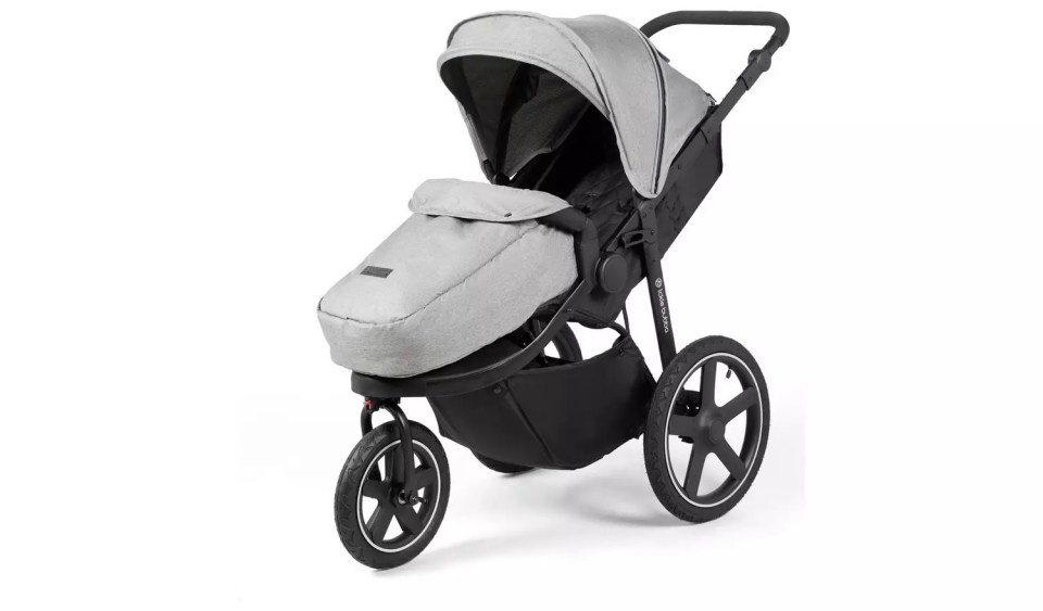 a grey and black stroller with the brand name kinderkraft