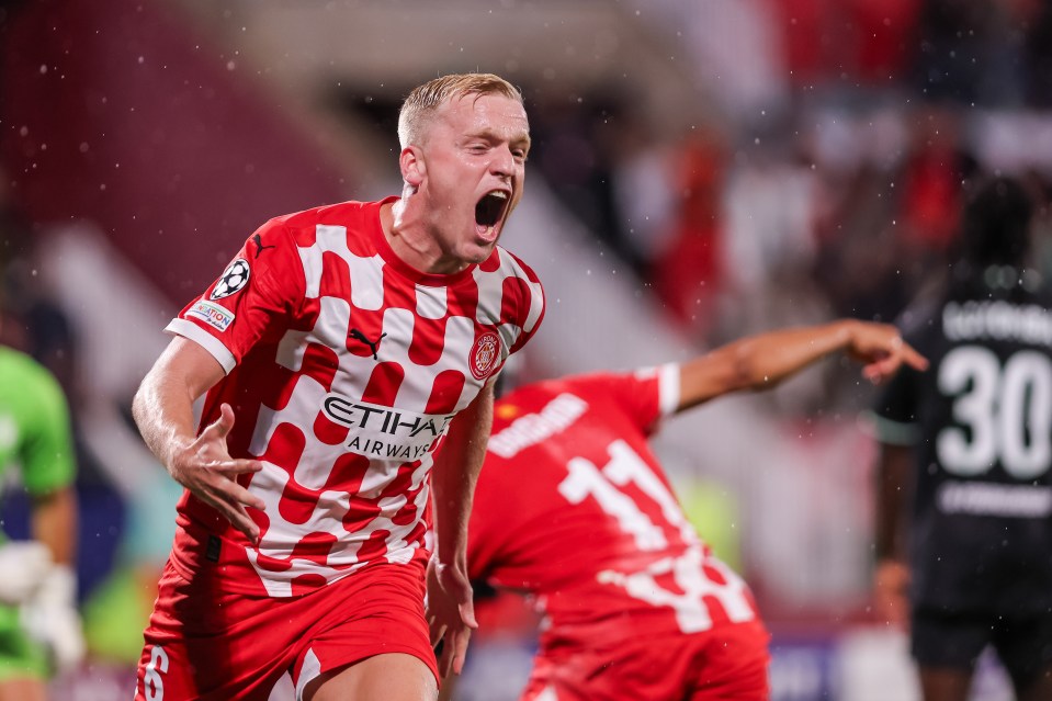 Van de Beek seems to have rediscovered his love for playing at Girona