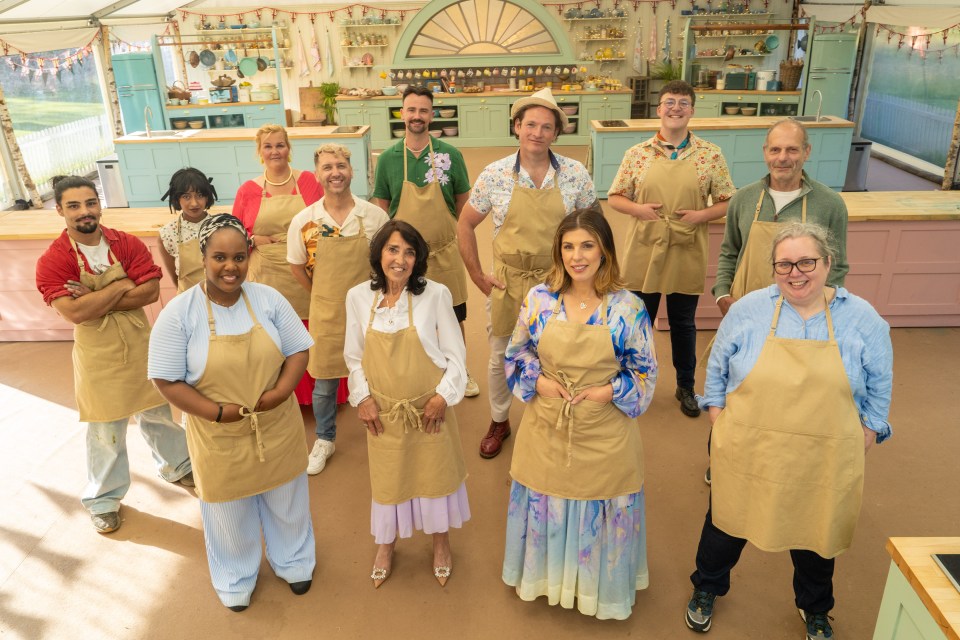 The bakers tent lost two contestants in Week Two.