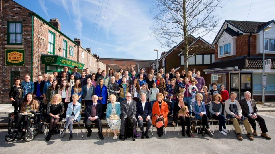 The last-ever cast pic was taken in 2014 to mark the show's move to MediaCityUK