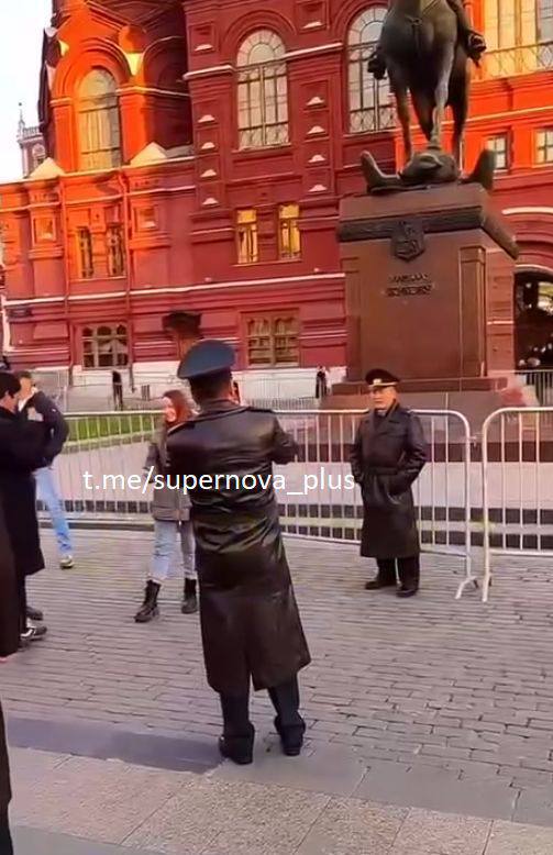 Kim's troops were seen in central Moscow