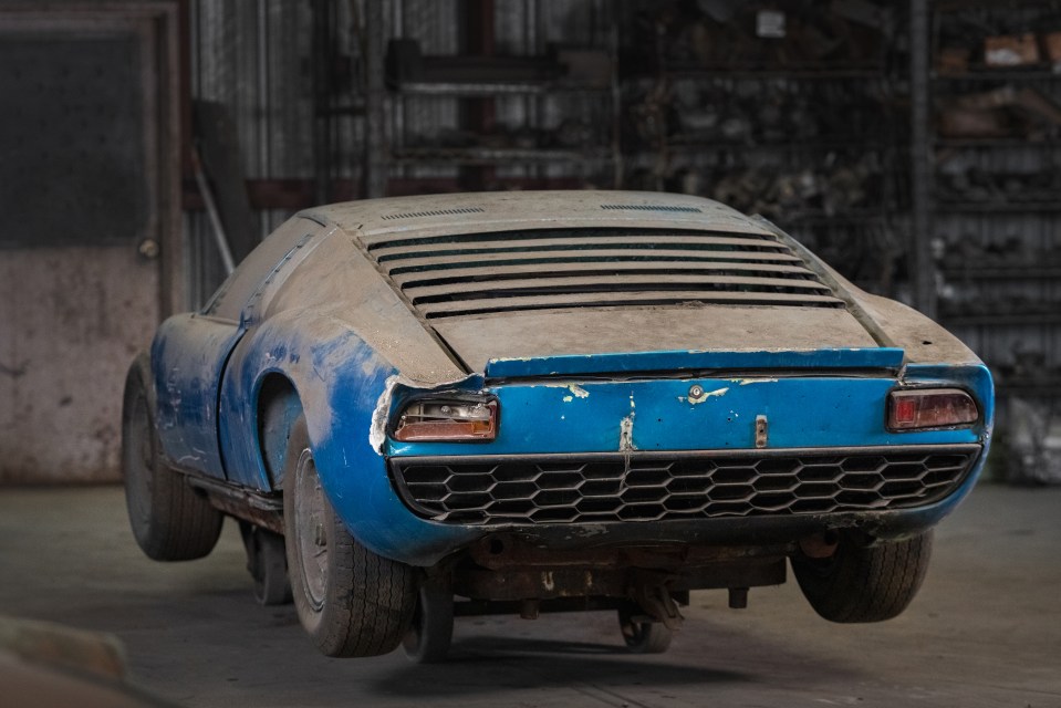 A handful of worse-for-wear Miura's were also sold off