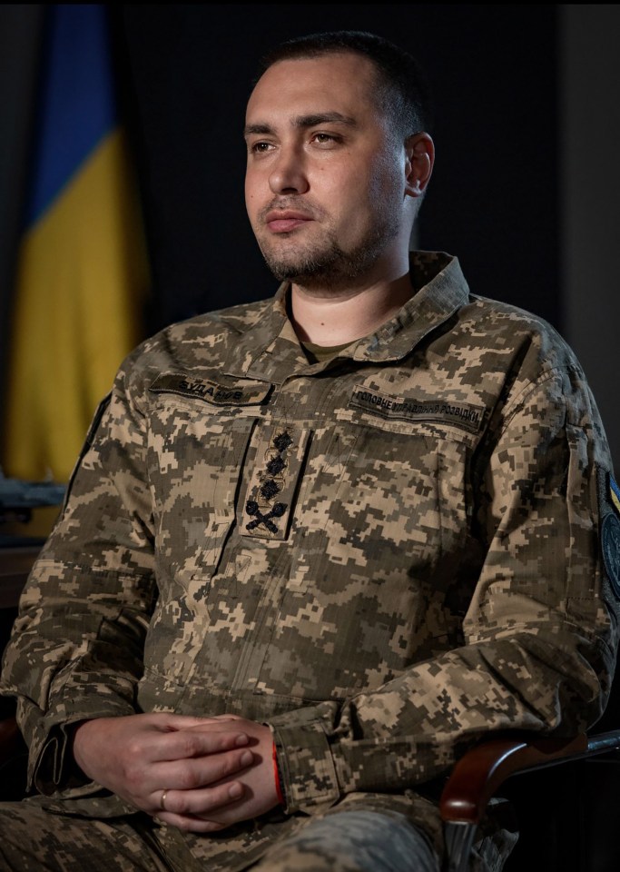 Kyrylo Budanov, head of the Main Intelligence Directorate of the Ministry of Defense of Ukraine, says at least 2,600 troops are being prepared for