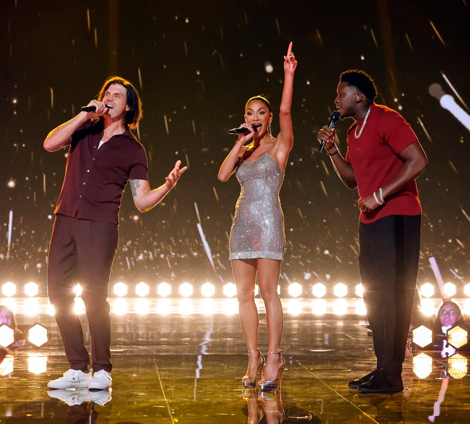 THE MASKED SINGER: L-R: Barry Zito, Nicole Scherzinger and Victor Oladipo in the all-new Season 10 Kickoff episode of THE MASKED SINGER airing Sunday, Sep. 10 (8:00-9:00 PM ET/5:00-6:00 PM PT live to all time zones) on FOX. CR: Trae Patton / FOX. ©2023 FOX Media LLC.