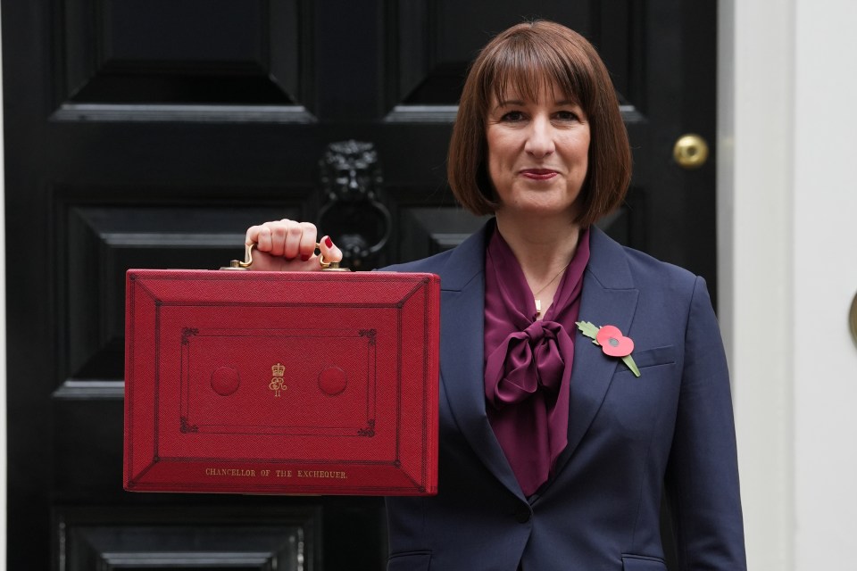 Rachel Reeves outside 10 Downing Street before heading to the Commons for the Budget