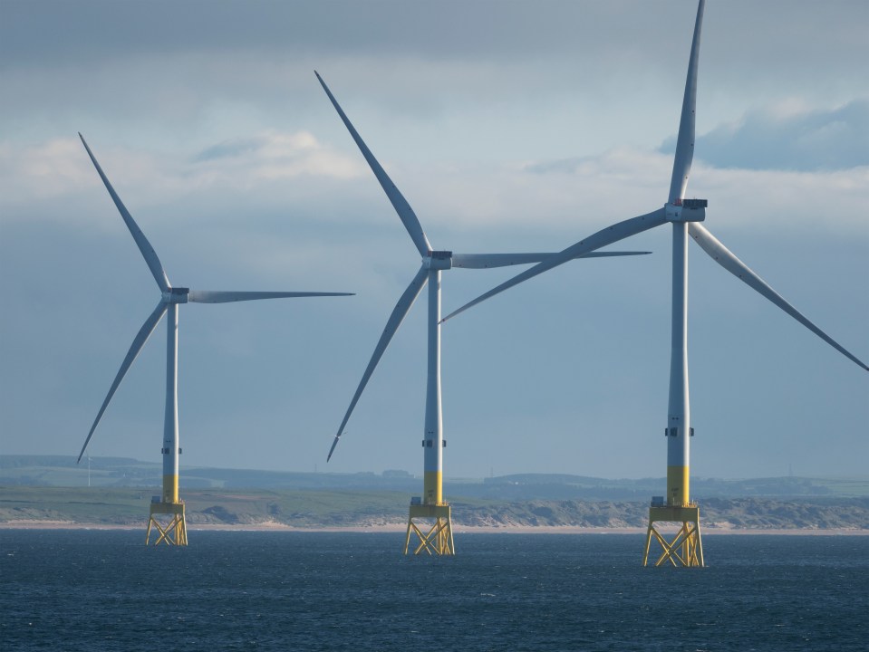 Labour research shows 10,000 fewer onshore wind jobs were delivered under the Tories