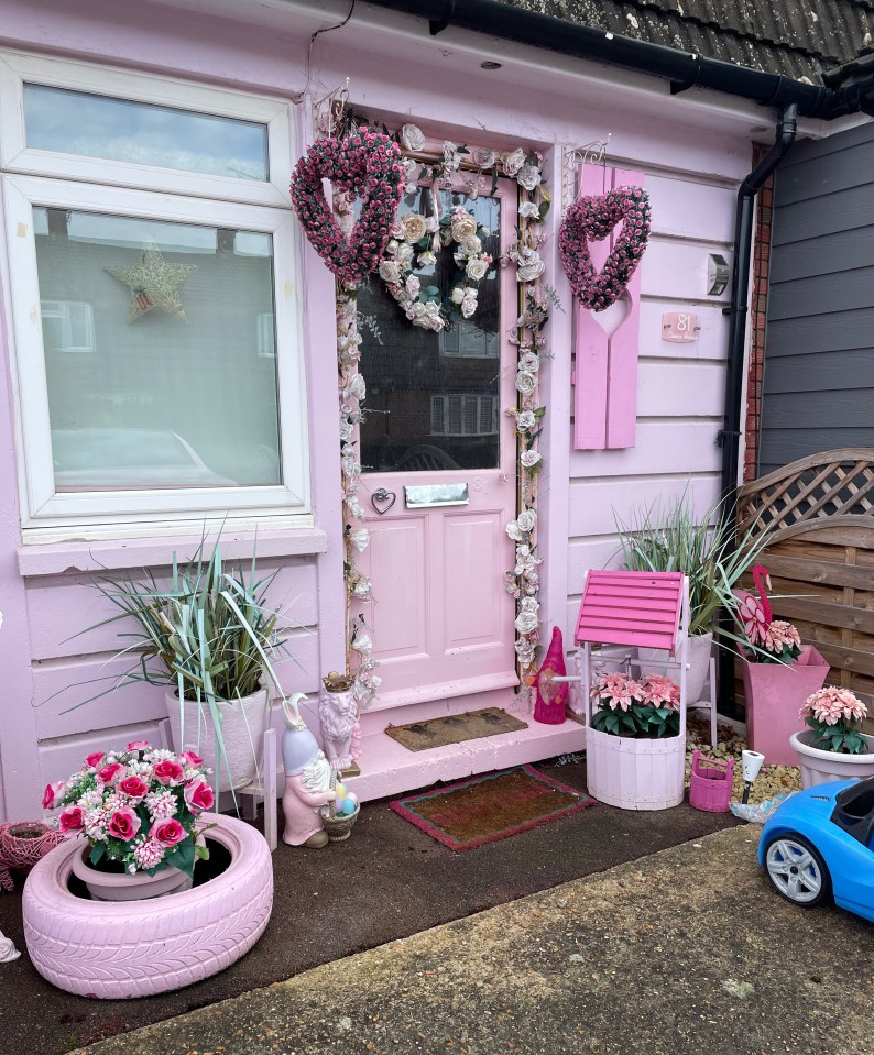 A woman has infuriated some of her neighbours with her pink 'barbie dreamhouse'