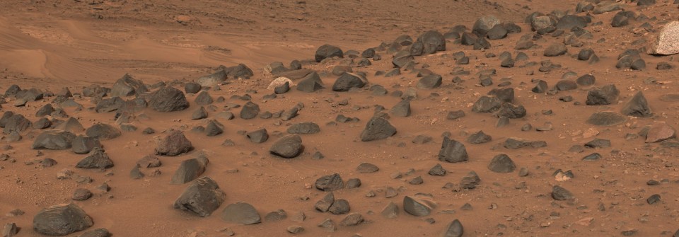 18 images were stitched together to form the wider view of Mars