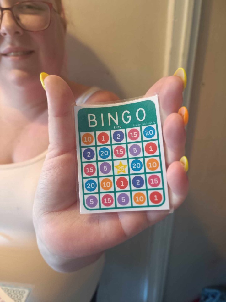 The savvy mum uses the Quid In Winter Bingo Budget challenge to save £300 in £1 coins.